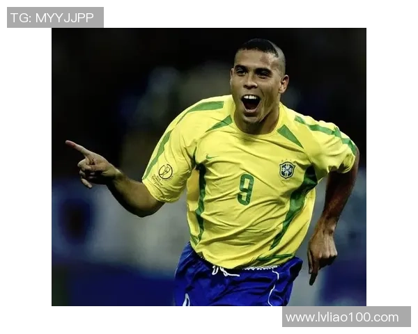 全球足球前十巨星实力榜:技术与荣誉并存的球场传奇 全球足球前十巨星实力榜:技术与荣誉并存的球场传奇