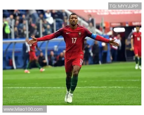 加纳足球传奇退役球星回顾其辉煌生涯与对国家足球的深远影响 加纳足球传奇退役球星回顾其辉煌生涯与对国家足球的深远影响