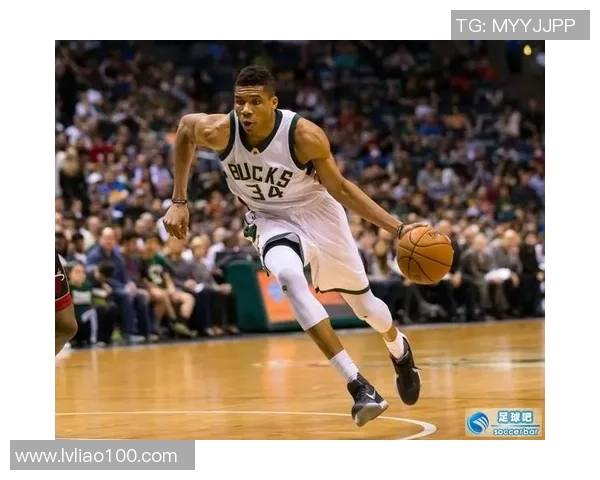 姓扬尼斯的足球明星及其成就盘点分析